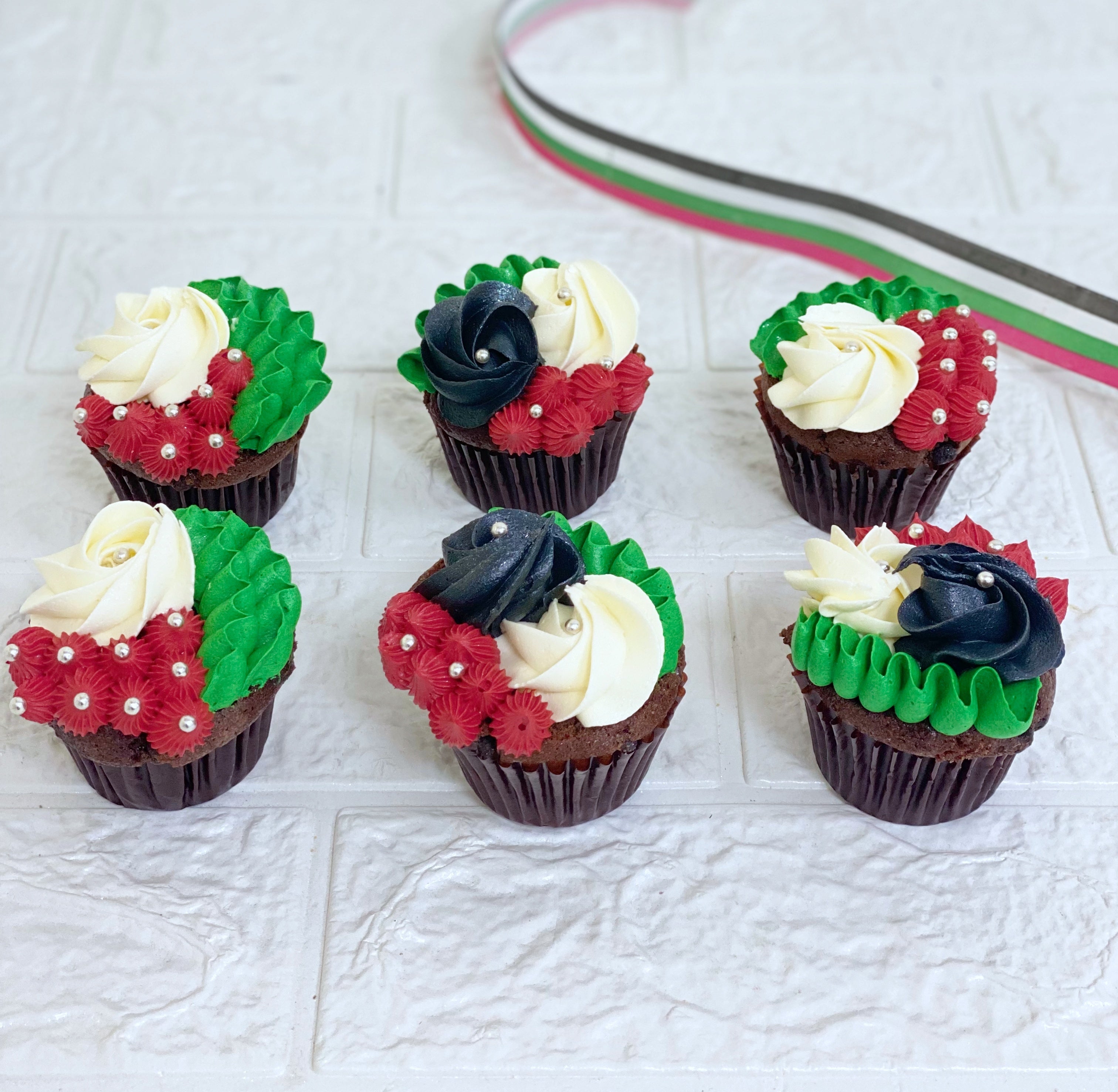 Cute UAE flag Inspired Cupcakes